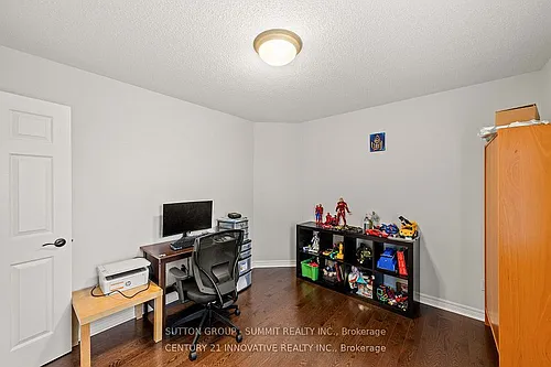 3265 Cabano Cres N Photo 1
