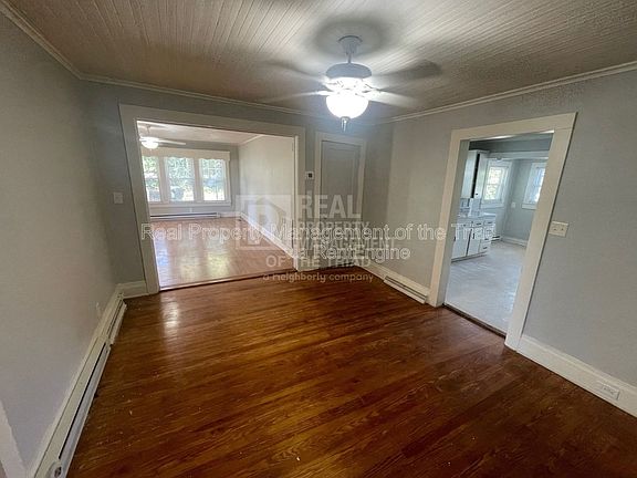 3rd image of 907 W Cooksey Dr Unit B