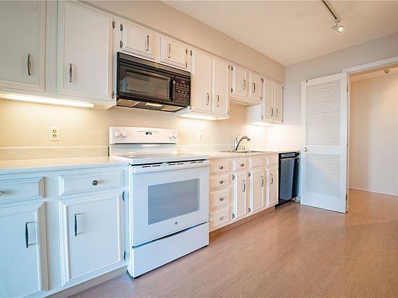 5th image of 12550 Lake Ave APT 712