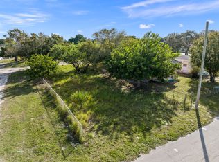 1510 N 17th St, Fort Pierce, FL 34950