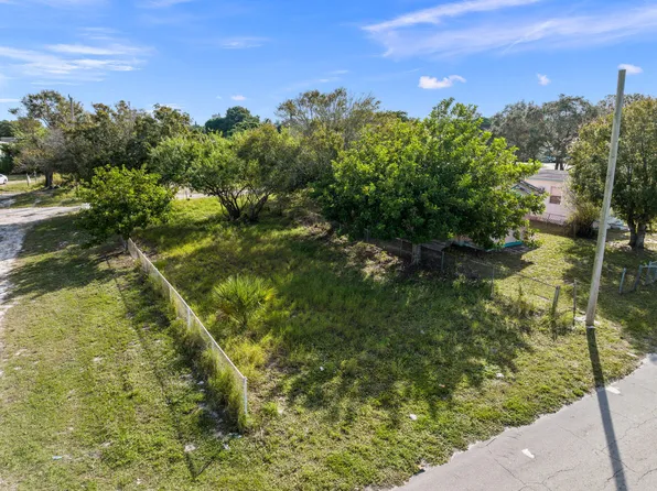 1510 N 17th Street, Fort Pierce, FL 34950