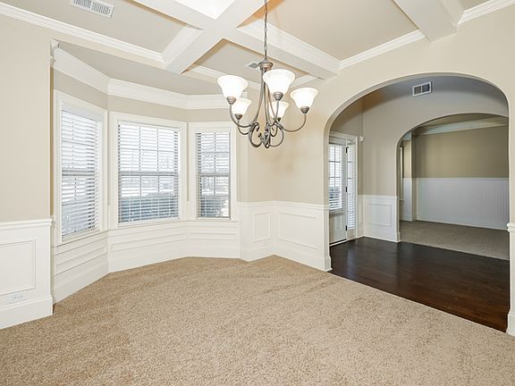 5th image of 9200 Bandywood Way SW