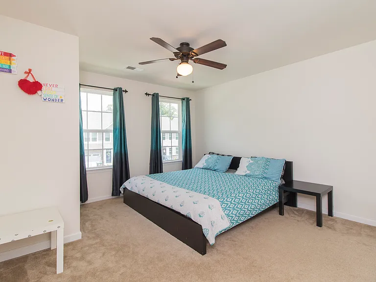 106 E General Grey Ct — Photo 3