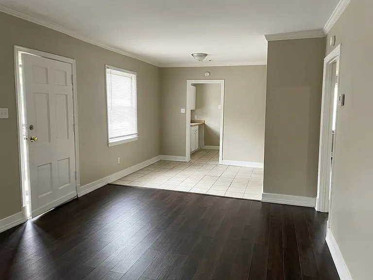 393 Hodges St — Photo 3