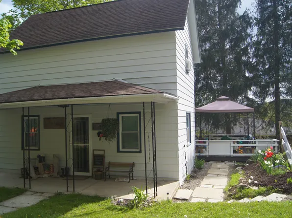 105 Scott Ave, Wellsville, NY 14895