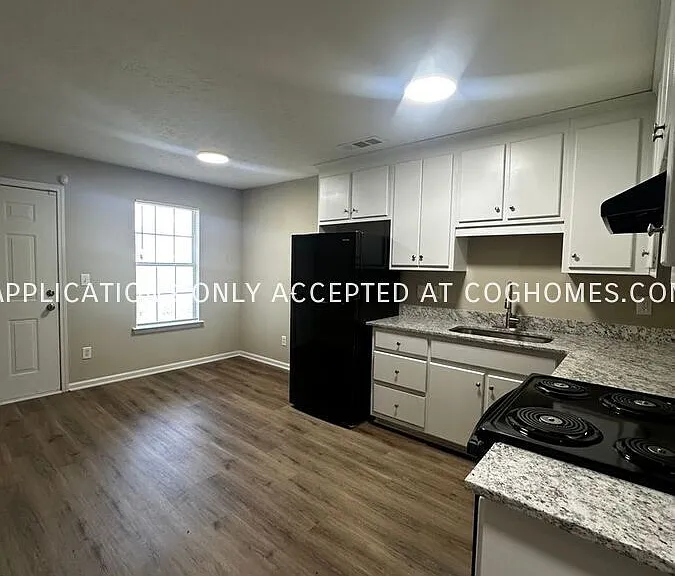 6765 Strickland St #B — Photo 9