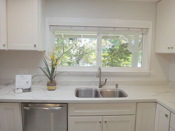 Beautiful remodeled kitchen