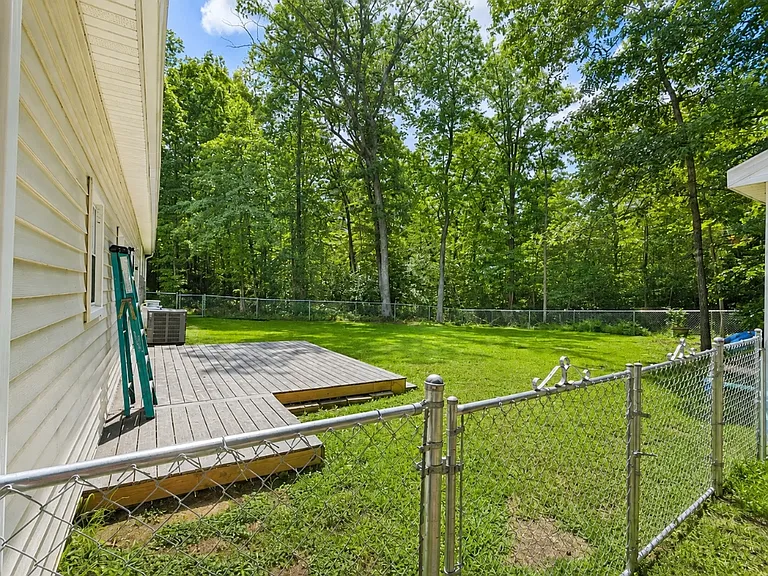 22051 Willis Dr — Photo 3