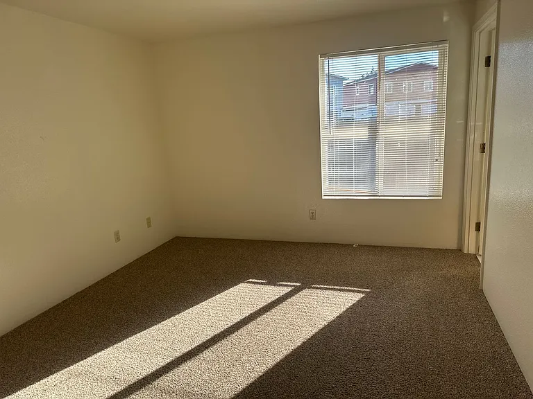 61823 Avonlea Cir — Photo 14