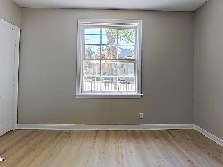 2853 College St #1 — Photo 6