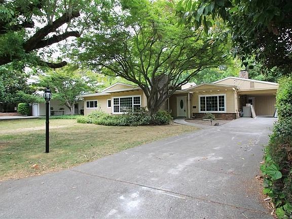3rd image of 3099 Encanto Dr