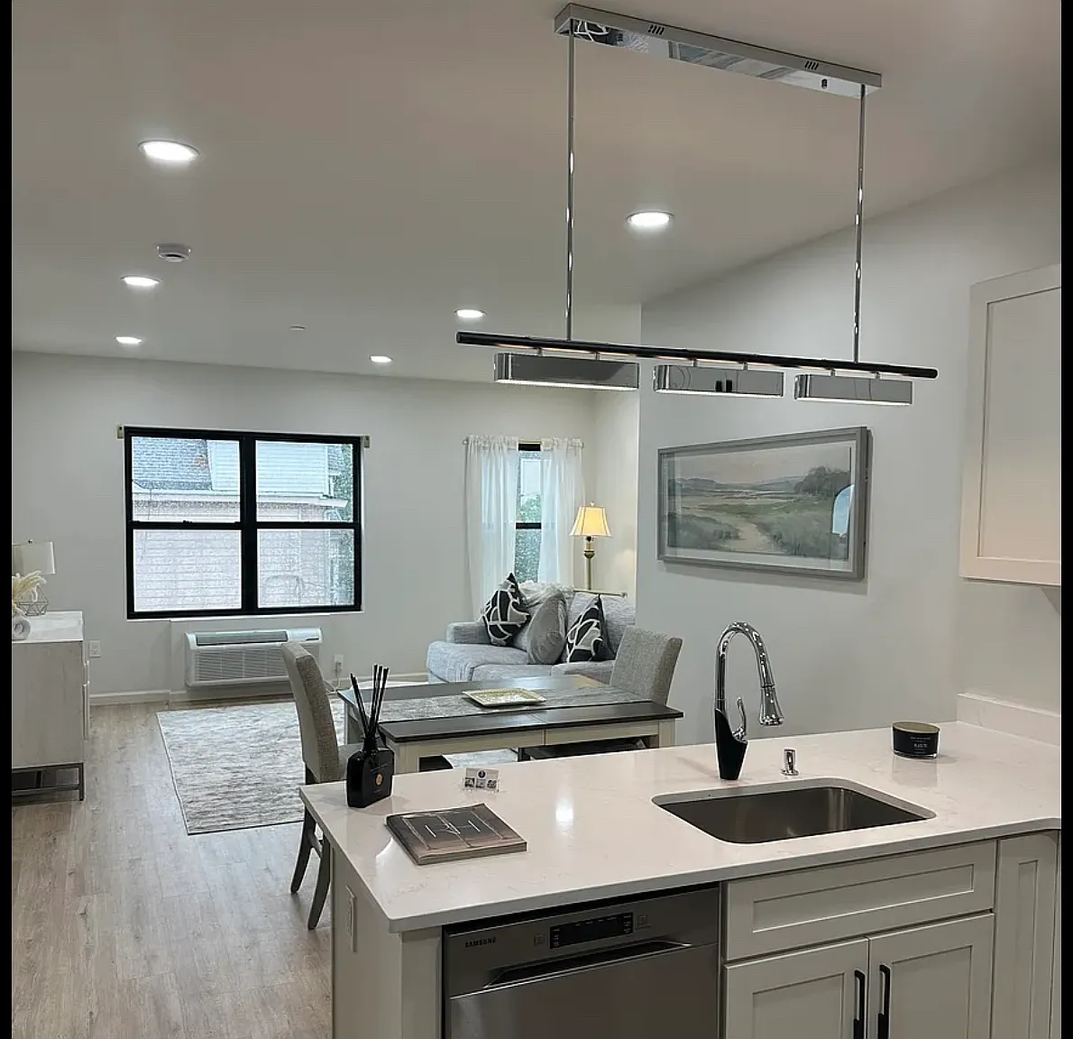 1 bed, $1,900 — Photo 1