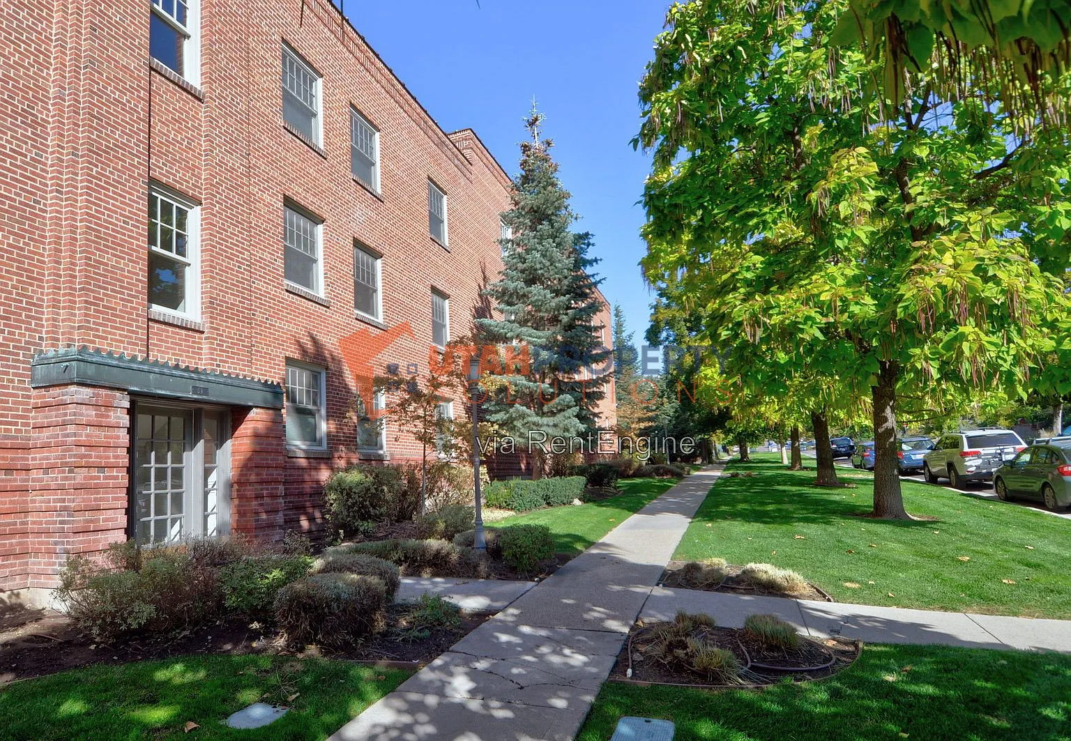 2 bed, 1.0 bath, 811 sqft, $2,195 — Photo 3