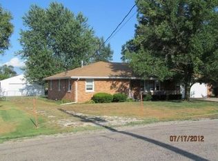 13192 Cedar St, Manito, IL