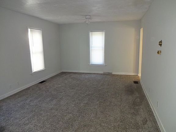 4th image of 807 Kilburn Ave