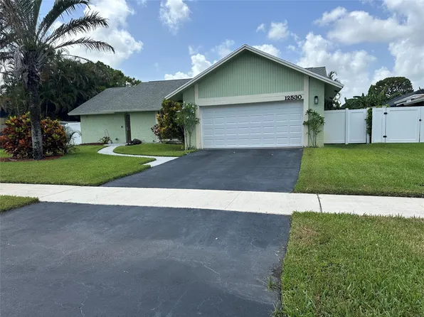 12530 SW 11th Court, Davie, FL 33325
