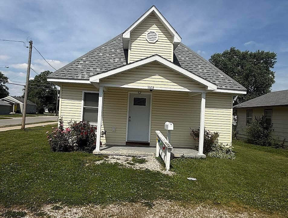 1st image of 1102 Myrtle Ave
