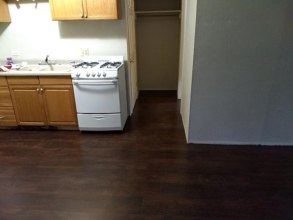 5th image of 13057 5th St