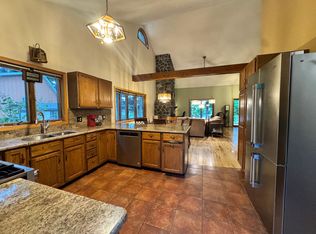 264 Alpine Dr, Shawano, WI 54166