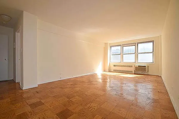 Rented by PMG Real Estate  | media 1