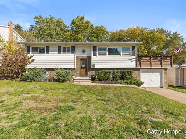 650 Division St, Ionia, MI 48846