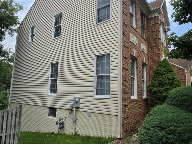 13918 Rock Brook Ct — Photo 2