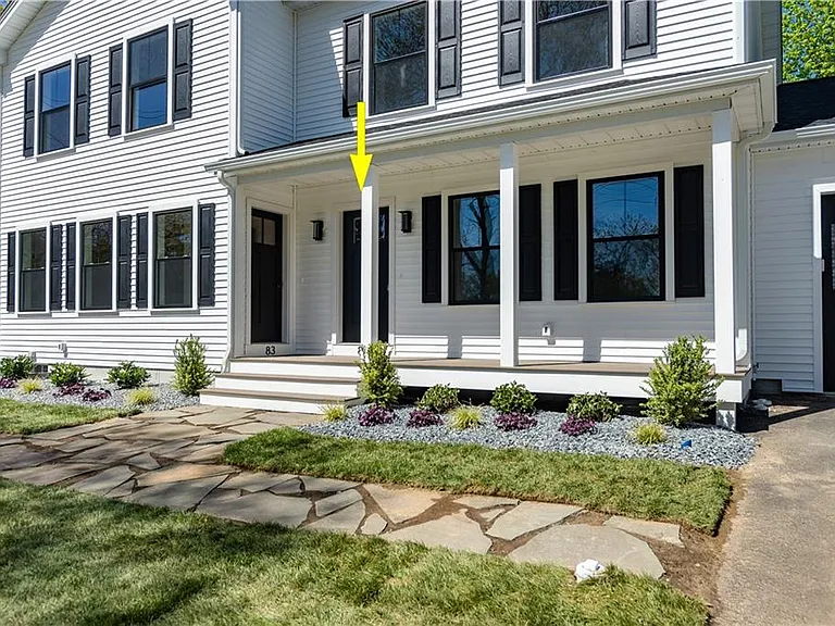 81 Cadora Ave — Photo 2