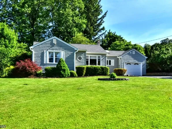 11 Mountain Ridge Dr, Wayne Twp., NJ 07470