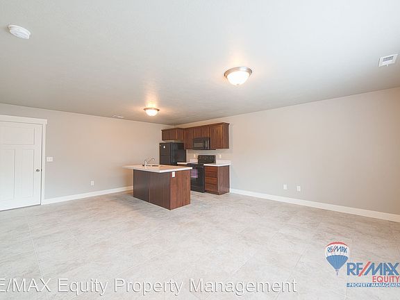 5th image of 14428 S Ferndale Way