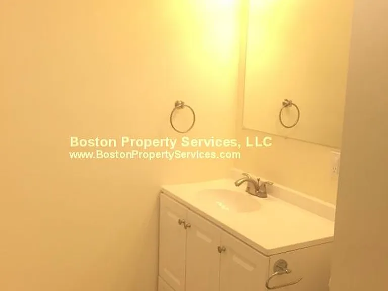 6 Shepherd Ave — Photo 2