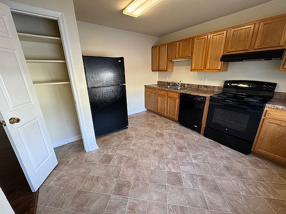 2nd image of 223 W Piedmont St #2