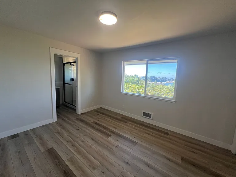 546 Fir Ave — Photo 13