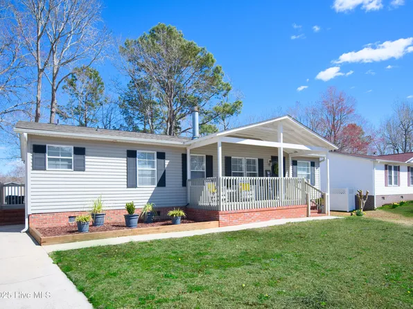 1084 Captains Court, Calabash, NC 28467