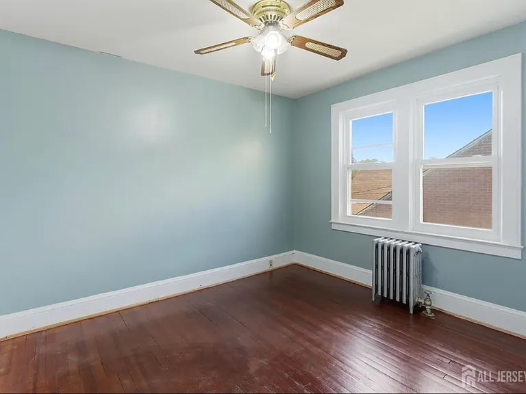 10 Garfield St #2 — Photo 11
