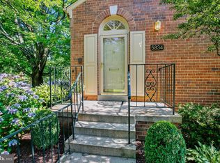 5834 Tudor Ln, Rockville, MD 20852