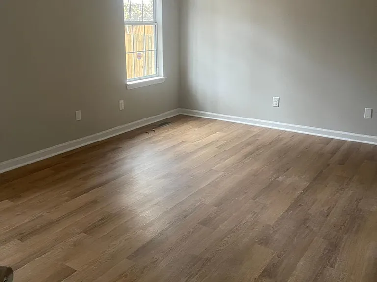 205 N Trace Ln — Photo 3