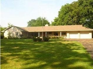 3893 Riverview Dr, Columbus, OH 43221