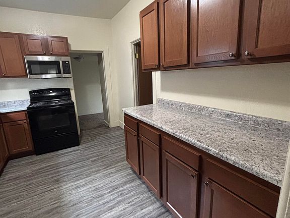 3rd image of 1015 S Franklin St Lot 6