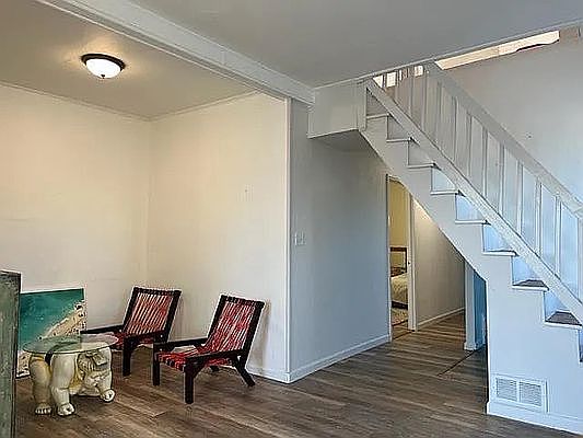 5th image of 568 Minnieford Ave #3