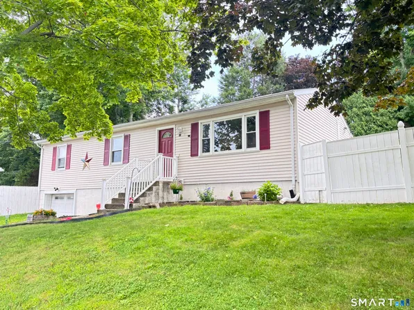 66 Greenview Drive, Waterbury, CT 06708