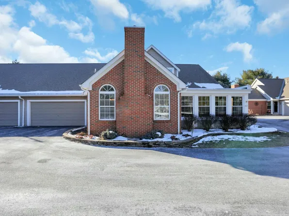 845 Shelbourne Pl, Newark, OH 43055
