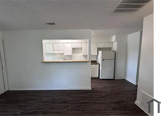 5408 Helmick Ave — Photo 4