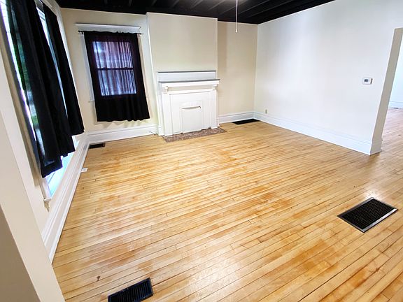 4th image of 9 Morris Ave