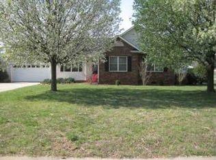 1127 Edgefield Ln, Newton, NC 28658