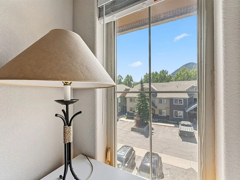 720 Lakepoint Dr — Photo 16
