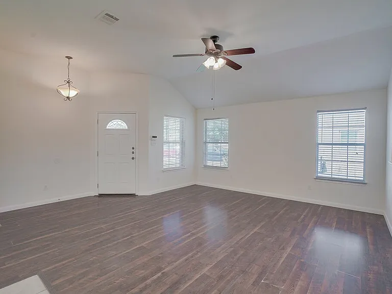 311 Gainer Dr — Photo 10