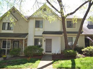 4055 N Course Dr, Charlotte, NC 28277