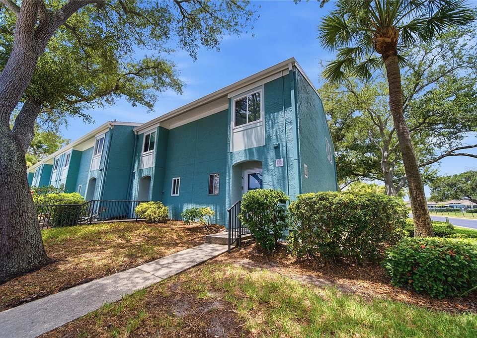 1st image of 182 115TH AVENUE N #182