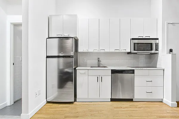 Rented by Halstead Real Estate | media 24