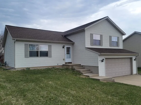 510 White Spruce Ave, Baraboo, WI 53913